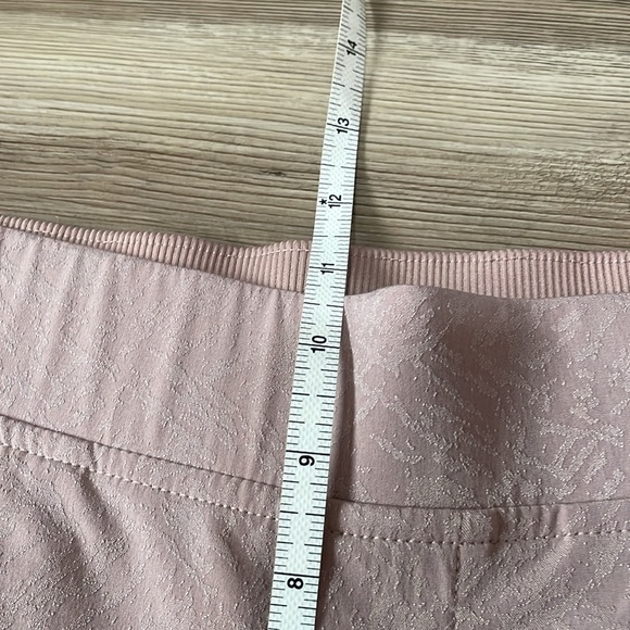 Athleta Brooklyn Textured Ankle Pants Taupe Womens 4 Style 982287-01 Athleisure - Picture 7 of 13